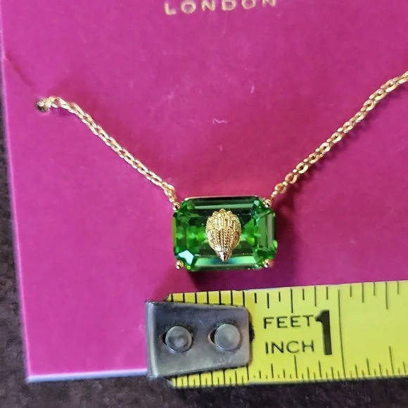Kurt Geiger Emerald Cut Green Crystal Pendant Necklace - Picture 5 of 11